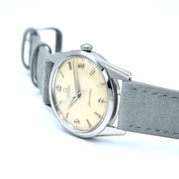 1961 Omega Seamaster Automatic Wristwatch Model 14700 with Original Off-White Explorer Dial in Steel