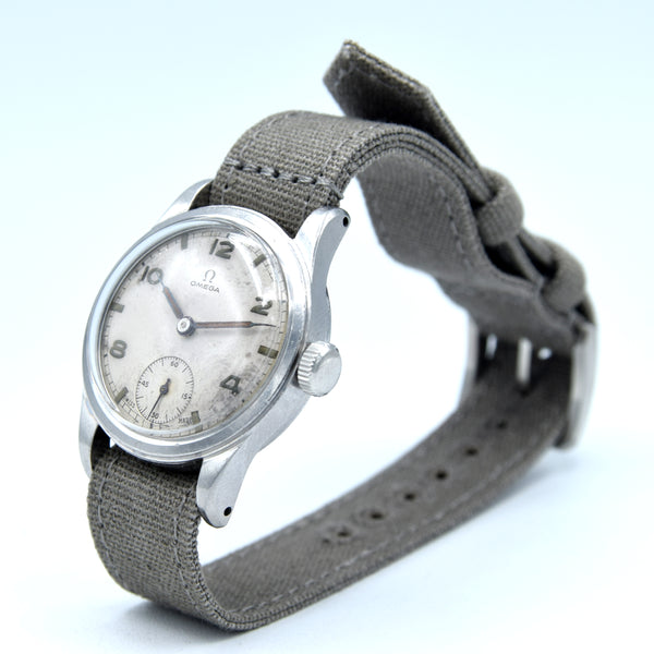 1943 Omega “Civil Service India” WW2 Mid-Size Steel Watch – Original Arabic Dial, Sub-Seconds, Cal. 26.5 T3 (CS/I Issue)