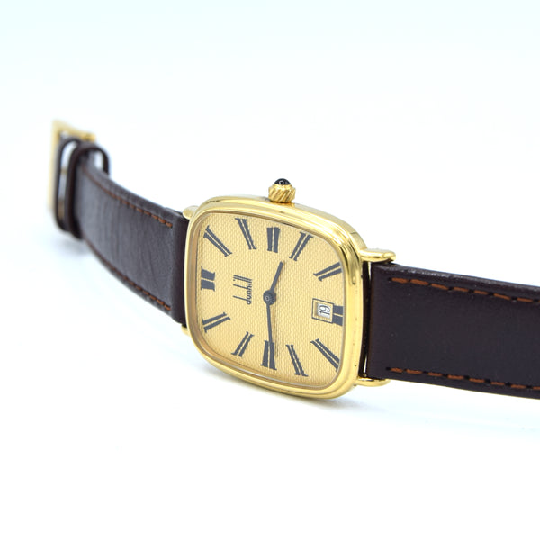 1980 Alfred Dunhill Guilloché / hobnail dial texture Gilt Rectangular Swiss Quartz Wristwatch – Roman Dial, Cabochon Crown