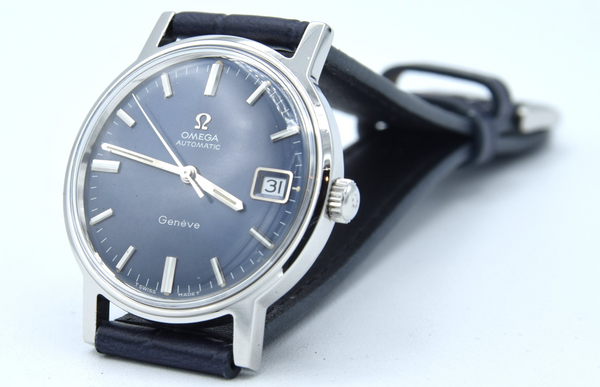 1969 Omega Geneve Automatic Date Model 166.070 Rare sunburst Electric Blue Dial caliber 565