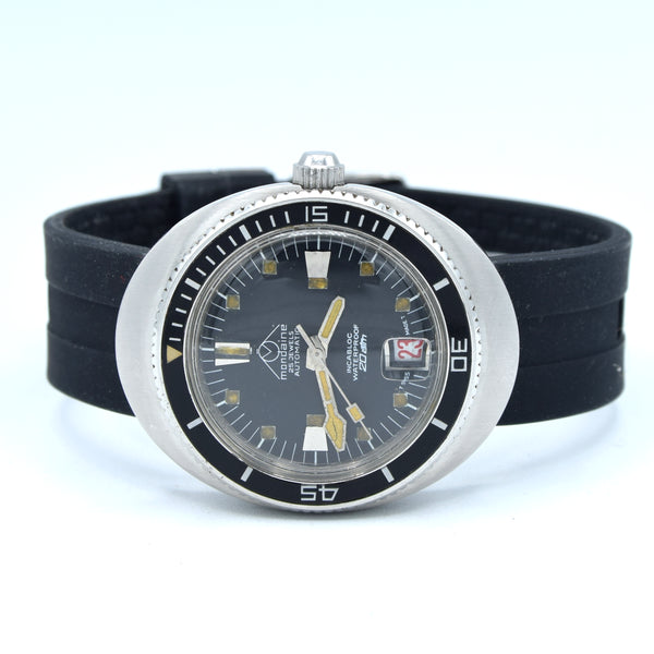 1970s Mondaine 'Egg' Oval Diver style large Automatic wristwatch Bakelite Bezel 38mm