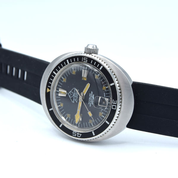 1970s Mondaine 'Egg' Oval Diver style large Automatic wristwatch Bakelite Bezel 38mm