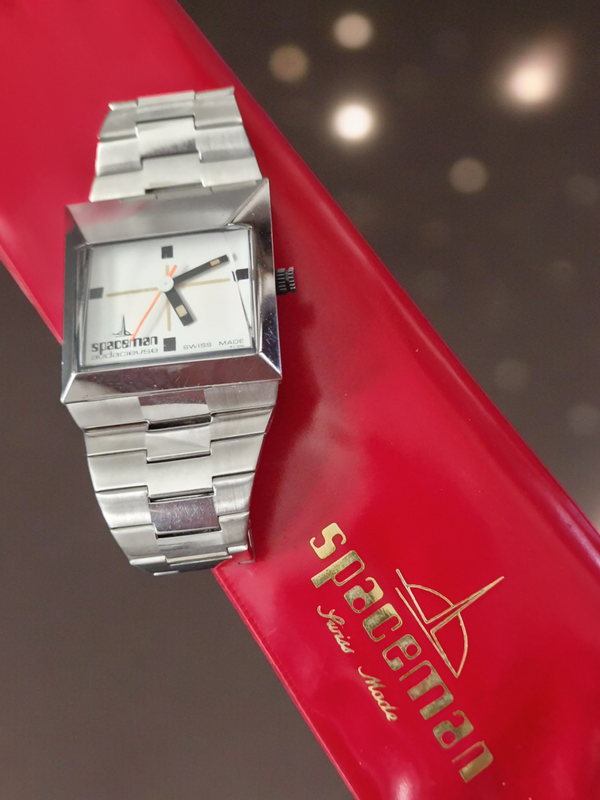 1974 Spaceman Audacieuse White dial original wristwatch designed by Andre Le Marquand