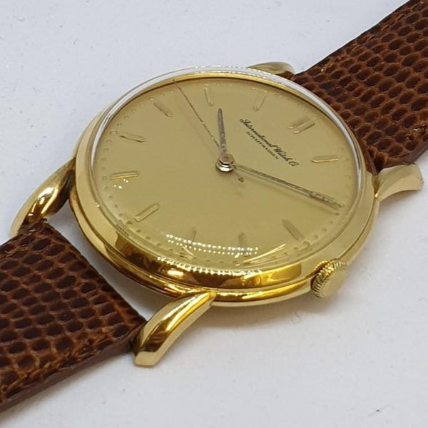 1945-7 IWC 18ct Gold Dress Watch with Rare Flared Bombe Style Lugs Cal 89