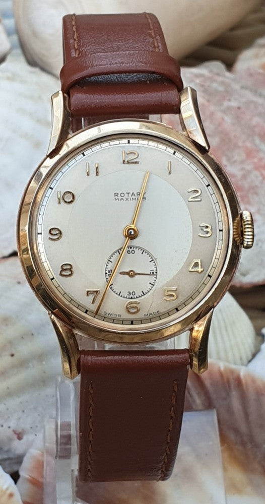 Rotary Maximus with Arabic Numerals in 9ct Gold with Original Box Circa 1950s