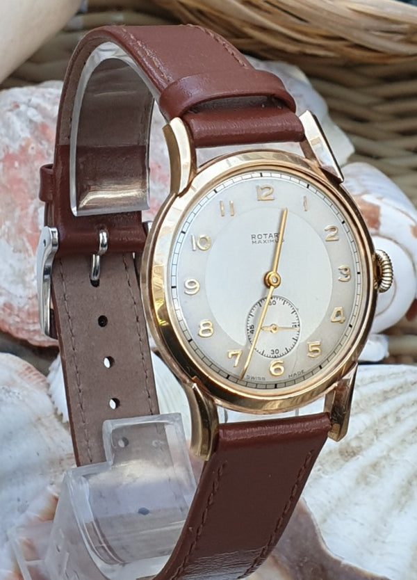Rotary Maximus with Arabic Numerals in 9ct Gold with Original Box Circa 1950s