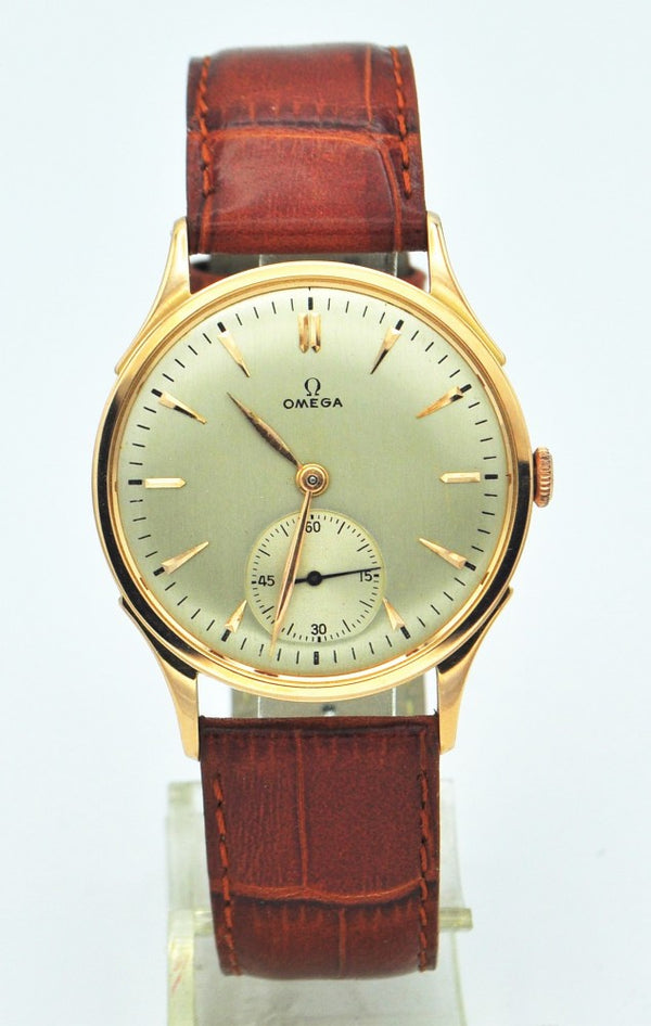 Omega 18ct Pink Gold Manual Wind Dress Watch Omega Buckle 1944
