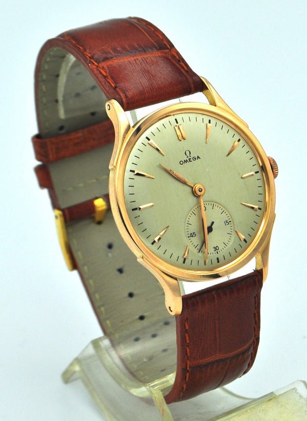 Omega 18ct Pink Gold Manual Wind Dress Watch Omega Buckle 1944
