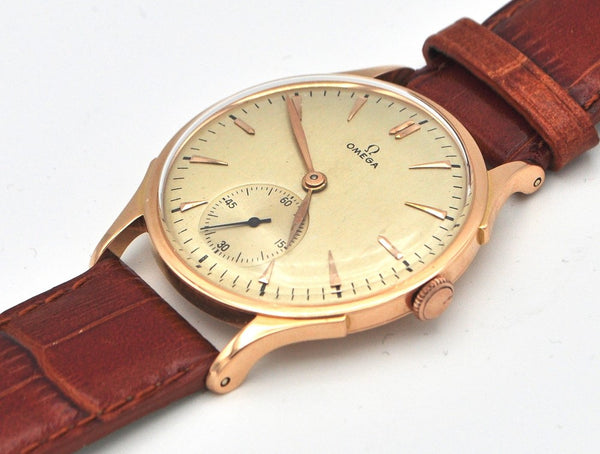 Omega 18ct Pink Gold Manual Wind Dress Watch Omega Buckle 1944
