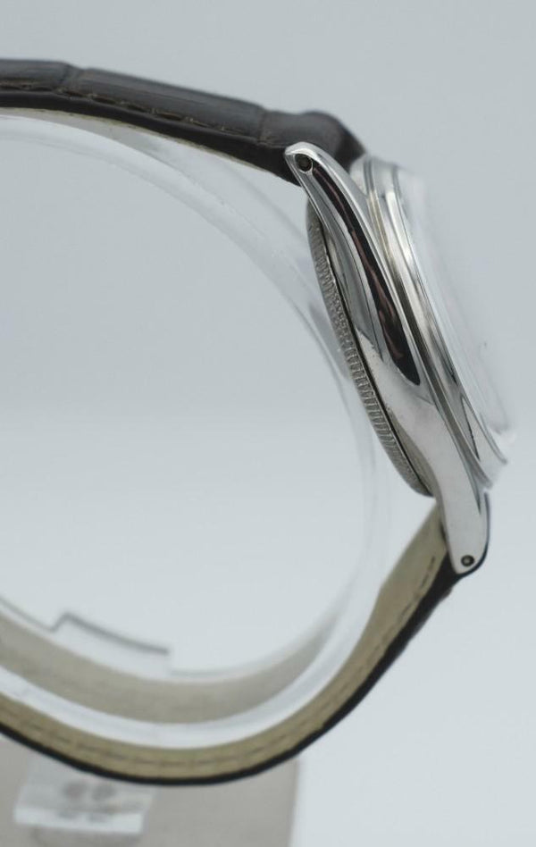 Rolex Oyster Royal Model 4444 in Stainless Steel 32mm oyster case - Rare Arabic numerals dated 1945