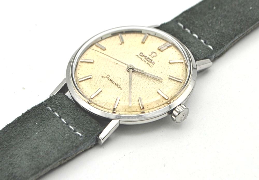 Omega Seamaster Automatic with Linen Dial in Stainless Steel with Omega Buckle and Box 1962