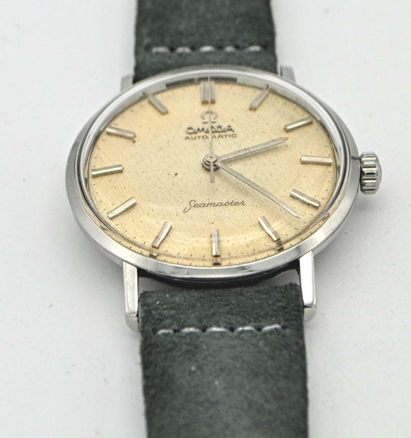 Omega Seamaster Automatic with Linen Dial in Stainless Steel with Omega Buckle and Box 1962