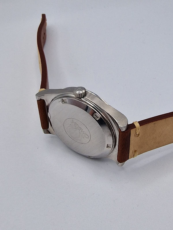1972 Omega Genève Automatic Date in Stainless Steel Model 166.0168 with Original 'Fume Red' Dial