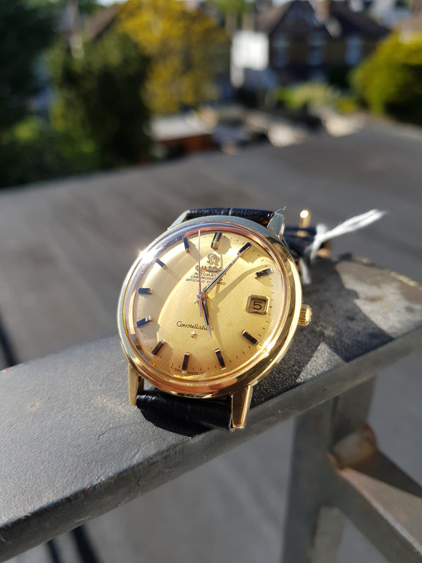 1968 Omega Constellation Automatic with Date in 18ct Gold Model 168.004 with 18ct Gold Dial