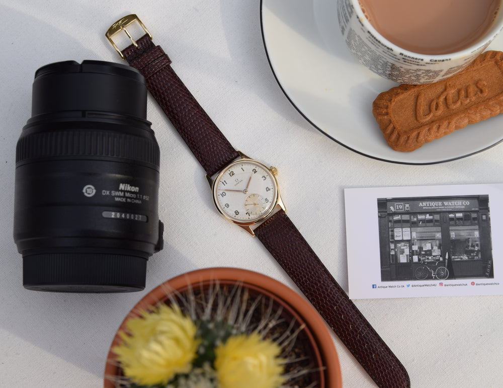 Omega Manual Wind Dress Watch with Arabic Numerals and Sub Seconds in 9ct Gold 1947