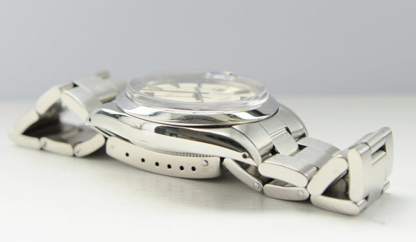 Rolex Oyster Perpetual Date with Satin Silver Dial in Stainless Steel Model 1500 Dated 1971