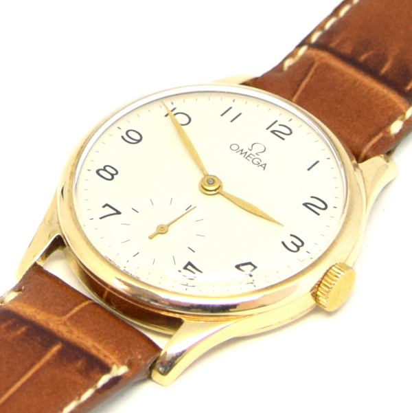1947 Omega Manual Wind Dress Watch with Arabic Numerals in 9ct Gold