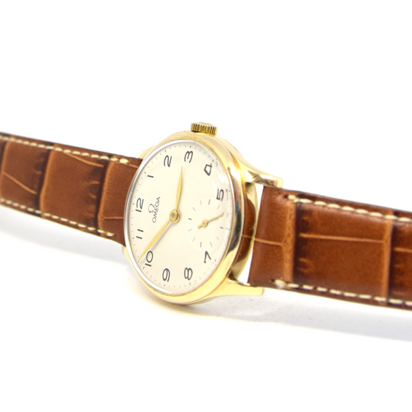 1947 Omega Manual Wind Dress Watch with Arabic Numerals in 9ct Gold