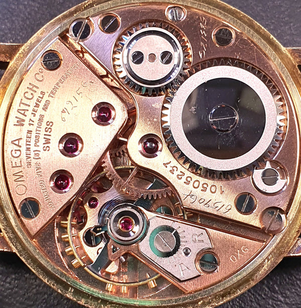 1944 Rare Omega Chronometer in 14ct Gold with Two Tone Dial Cal. 30T2RG Model 2364