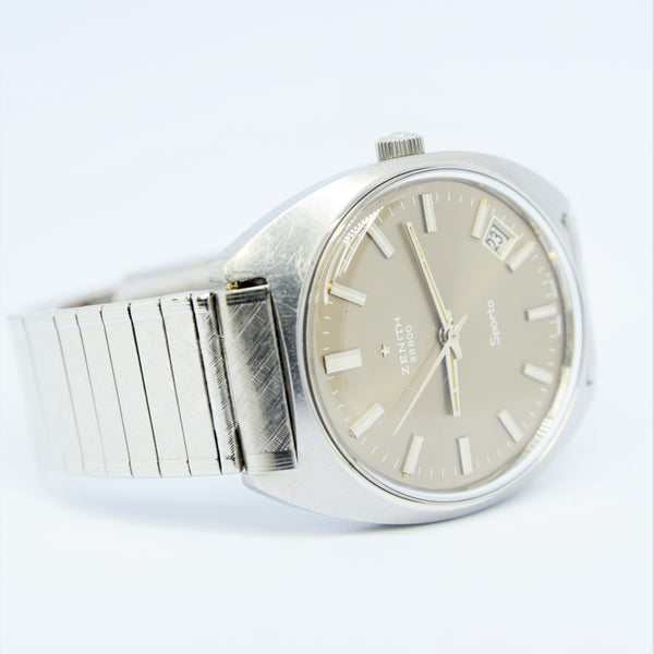 1969-72 Zenith Sporto Date Model 28800 with Original Metallic Champagne Dial on Bracelet