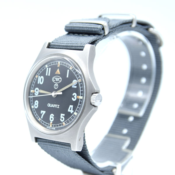 1990 CWC 0552/6645-99 5415317 British Royal Navy Issue Quartz Wristwatch with Hacking Seconds