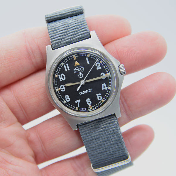 1990 CWC 0552/6645-99 5415317 British Royal Navy Issue Quartz Wristwatch with Hacking Seconds