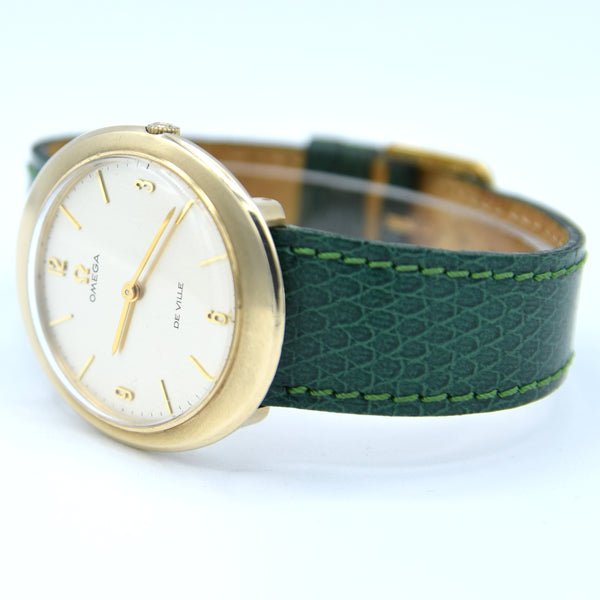 1968 Rare Omega Unisex Oval De Ville Dress Watch in Solid 9ct Gold English Case Model 1115495