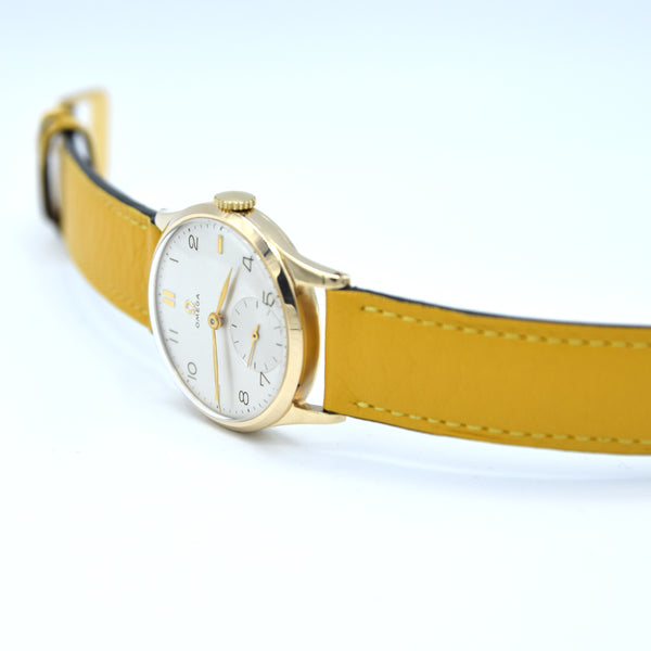 1949 Omega Mint Classic Manual Wind Dress Watch Model 13322 in Solid 9ct English Case with Box
