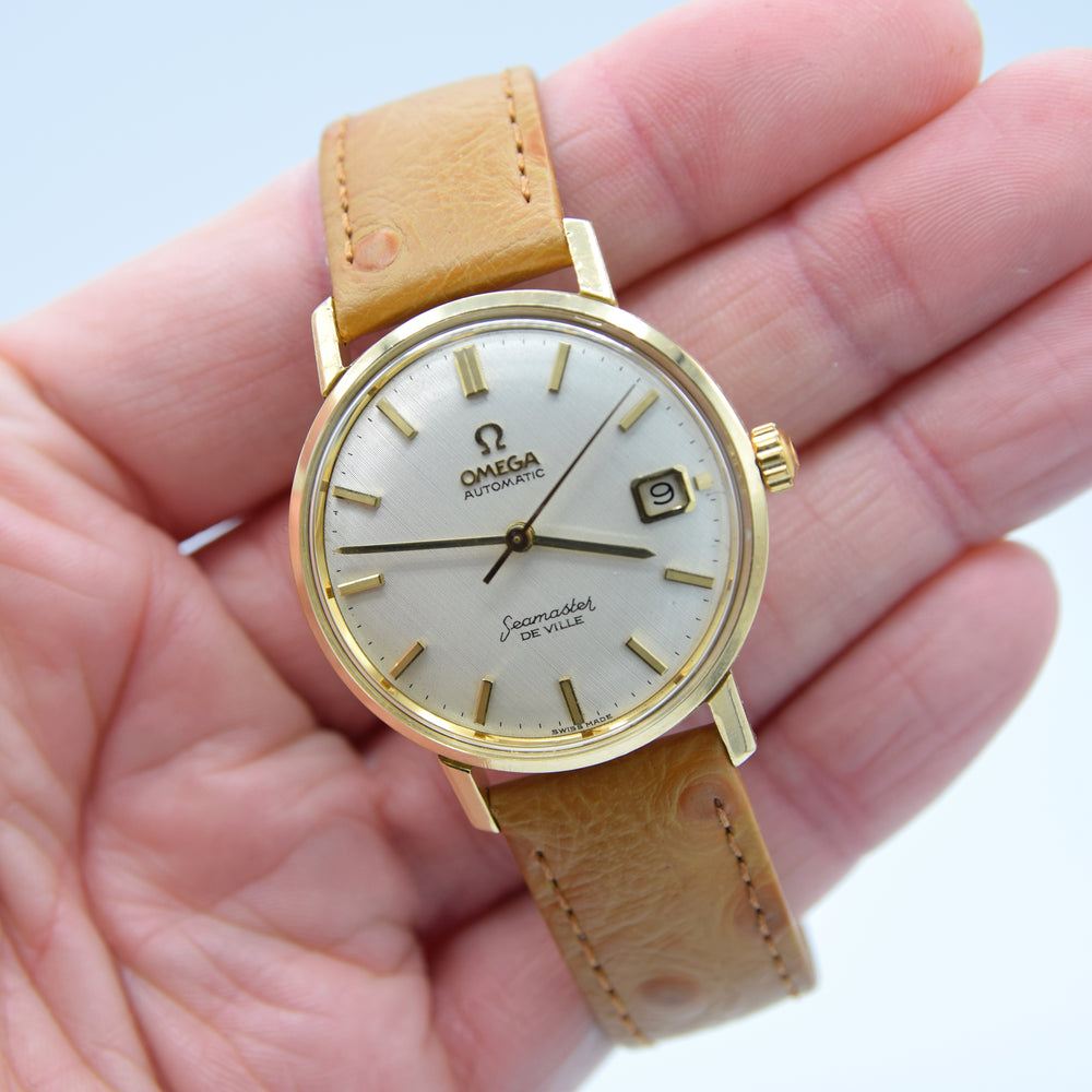 1963 Omega Automatic Seamaster De Ville Date Model 166.5020 in Solid 18ct Gold with Linen Dial with Box