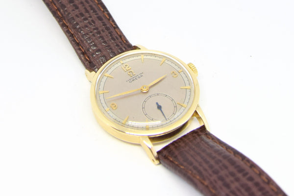 1944 Rare Omega Chronometer in 14ct Gold with Two Tone Dial Cal. 30T2RG Model 2364