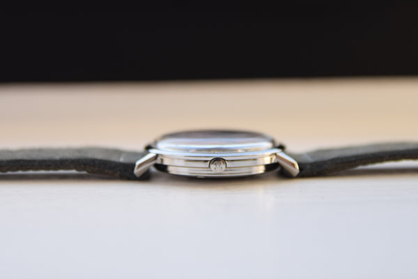 Omega Constellation Automatic Date 168.004 in Stainless Steel on Bracelet 1964