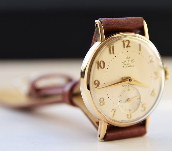 Smiths De Luxe All English 9ct Gold Dress Watch with Arabic Numerals Dated 1963