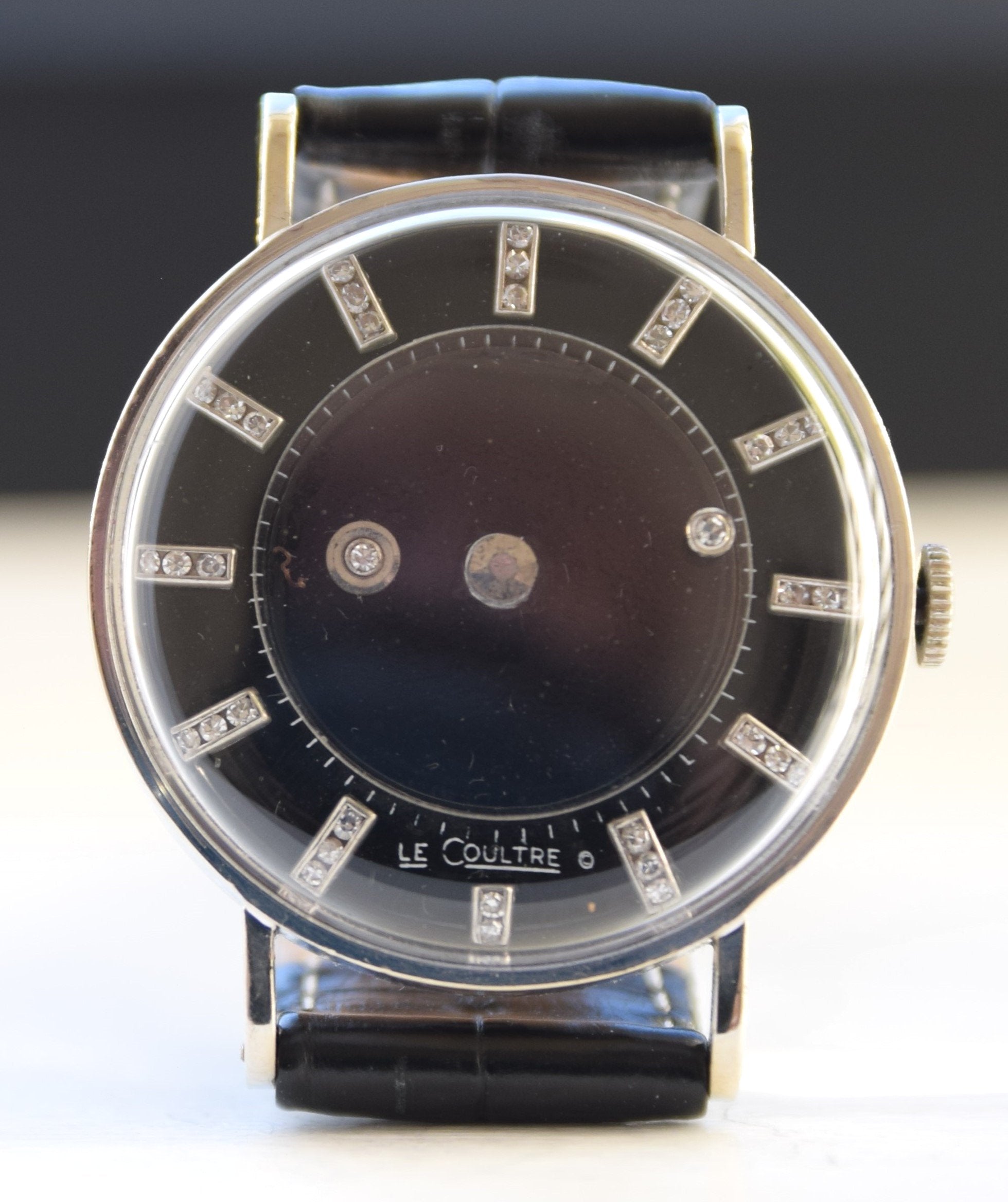 LeCoultre and Vacheron Constantin Wristwatch 1950s with Diamond Mystery 'Galaxy' Dial in 14ct Gold