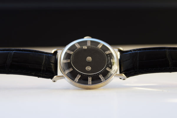 LeCoultre and Vacheron Constantin Wristwatch 1950s with Diamond Mystery 'Galaxy' Dial in 14ct Gold