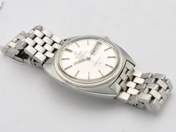 1971 Omega Constellation Automatic Chronometer Day / Date Model 168.0019 with Linen Dial