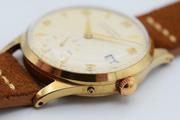 Rare Movado Calendoplan Model 13322 in 9ct Gold Dated 1953