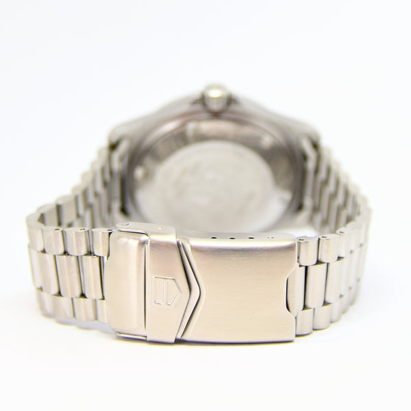 1990s TAG Heuer Automatic 2000 Series Dive Watch Model 669.206F 38mm Stainless Steel on Fliplock Bracelet with Service Box