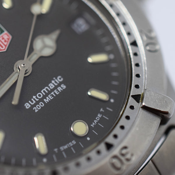 1990s TAG Heuer Automatic 2000 Series Dive Watch Model 669.206F 38mm Stainless Steel on Fliplock Bracelet with Service Box