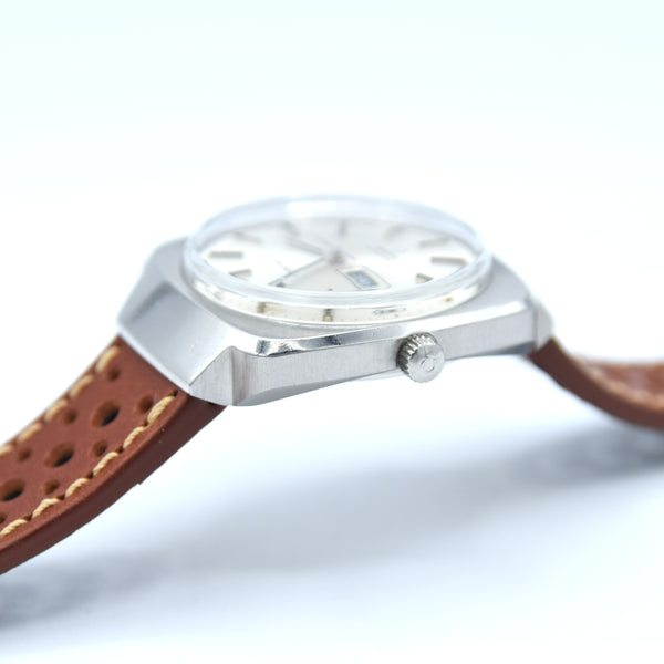 1975 Omega Genève Automatic Large Day/Date Model 166.0170 with Silvered Dial in Stainless Steel with Hooded Lugs