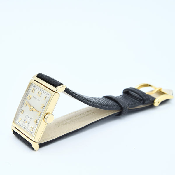 1940 Hamilton High Grade Wadsworth Deco Rectangular Wristwatch with Arabic Numerals in Solid 14ct Gold