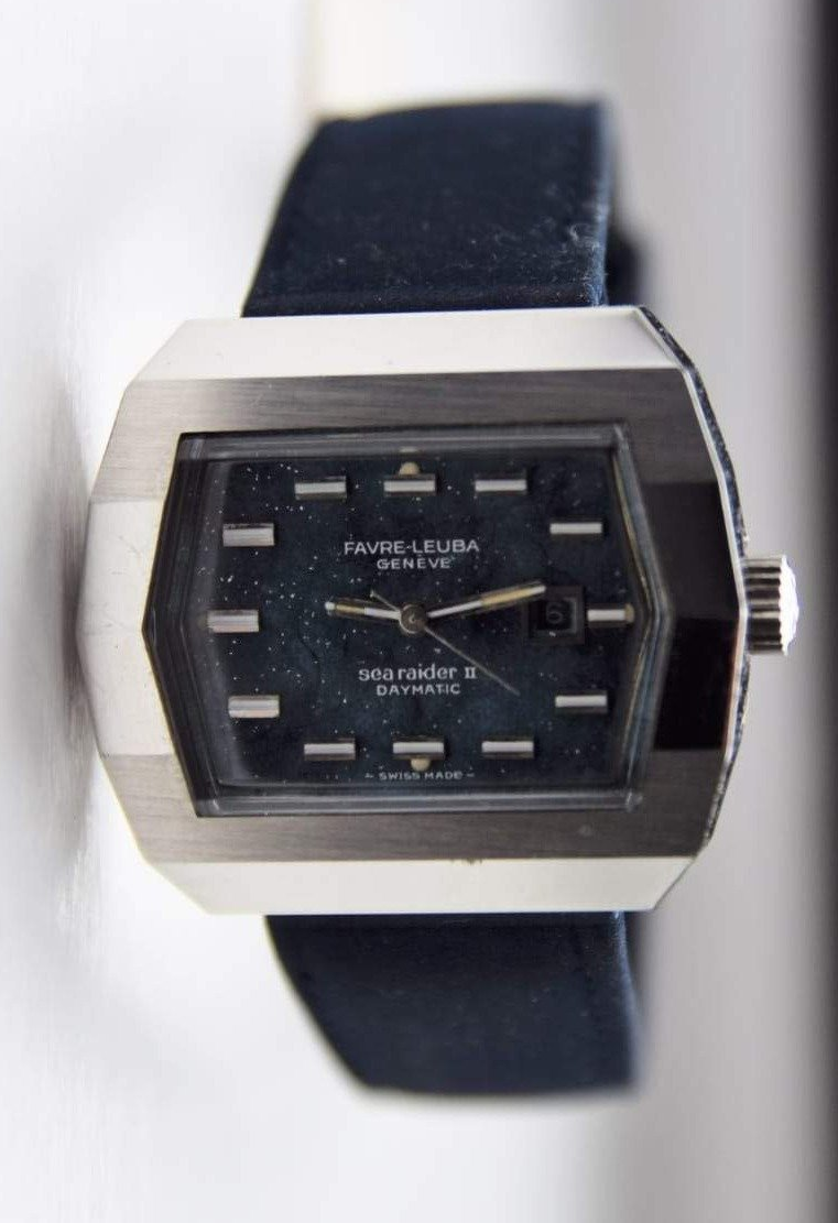 1970s Favre-Leuba NOS Searaider II Daymatic Automatic in Stainless Steel Mid-Sized Wristwatch