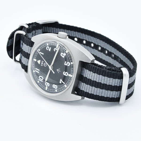 1976 CWC W10-6645-99 British Military Issue Mechanical Wristwatch with Hacking Seconds