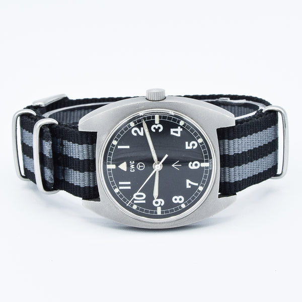 1976 CWC W10-6645-99 British Military Issue Mechanical Wristwatch with Hacking Seconds