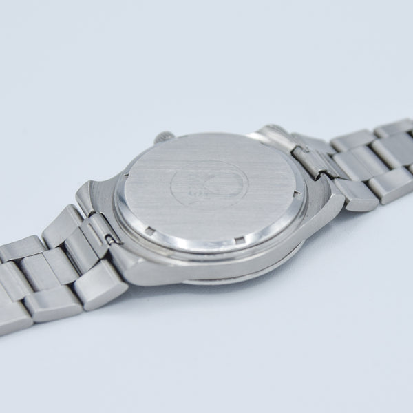 1978 Omega Geneve Date with Stunning Original Electric Blue Dial Model 136.0103 on Bracelet