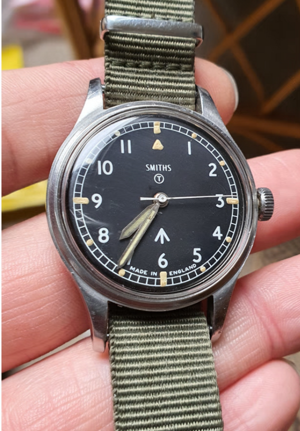 1970 Smiths W10 British Military Issue Wristwatch