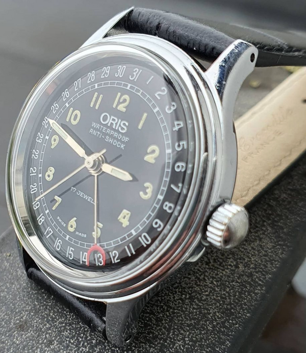 The Original Oris Pointer Date Model 7285 31mm Circa 1970s with Gloss Black Dial