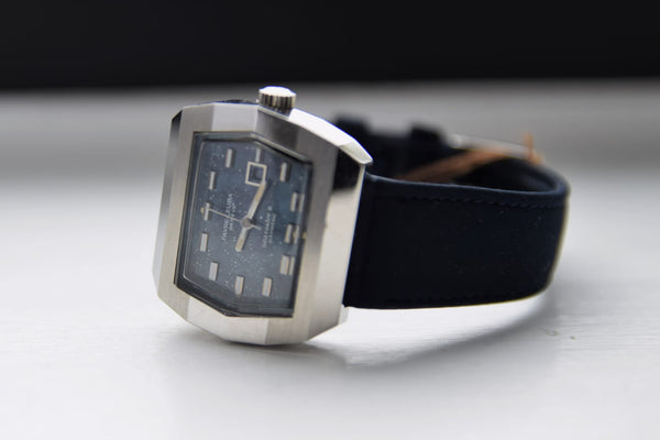 1970s Favre-Leuba NOS Searaider II Daymatic Automatic in Stainless Steel Mid-Sized Wristwatch