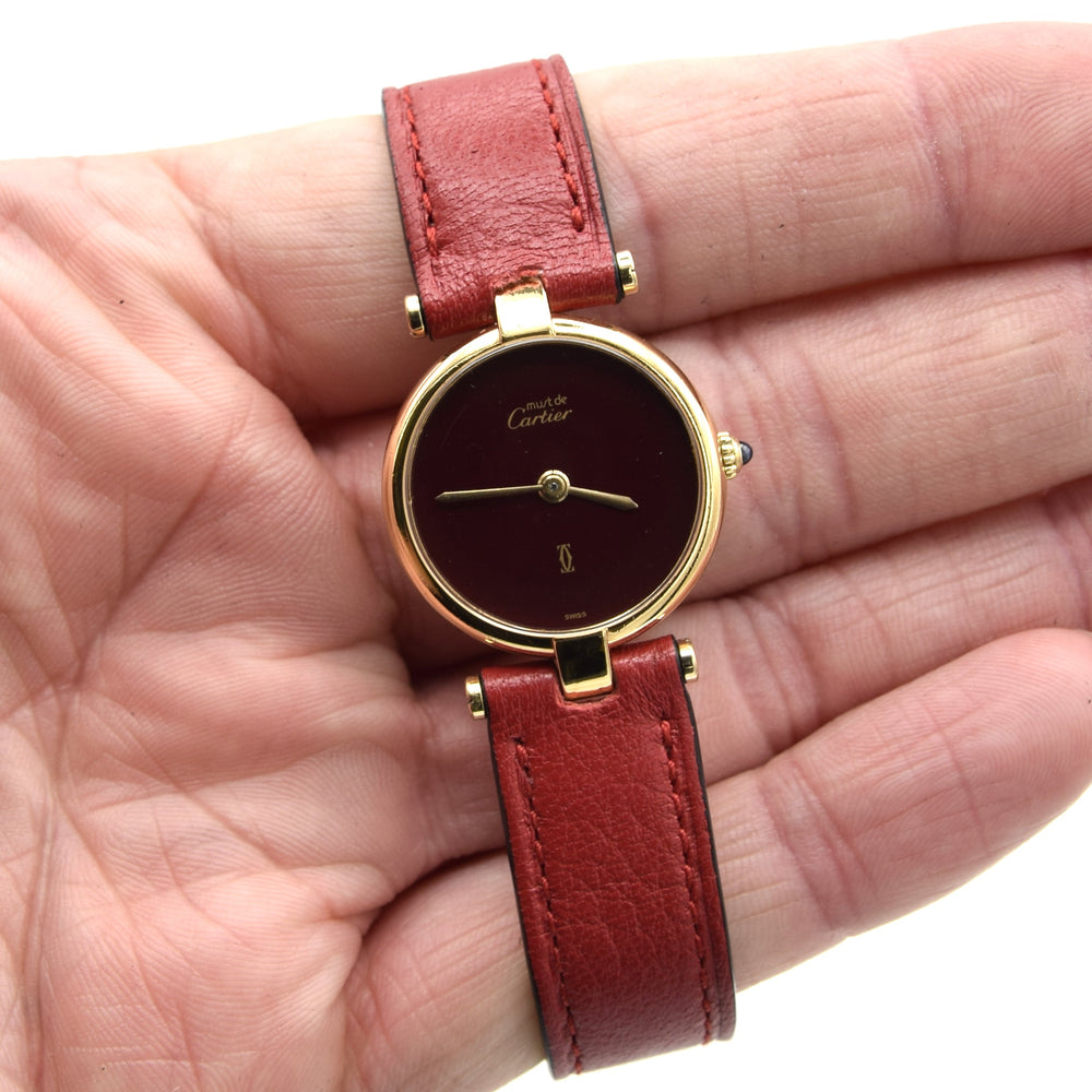 1990s Ladies Cartier 'Must de' Ronde with Burgundy Dial and Vendôme Lugs in 925 Sterling Silver Gilt Vermeil Case