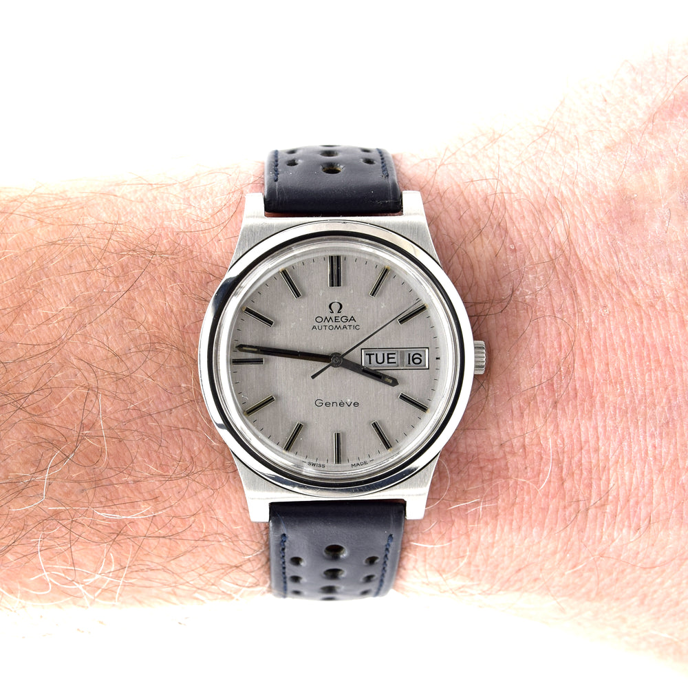 1975 Omega sharp Genève Automatic Day/Date in Stainless Steel Model 166.0169 on vintage racing strap