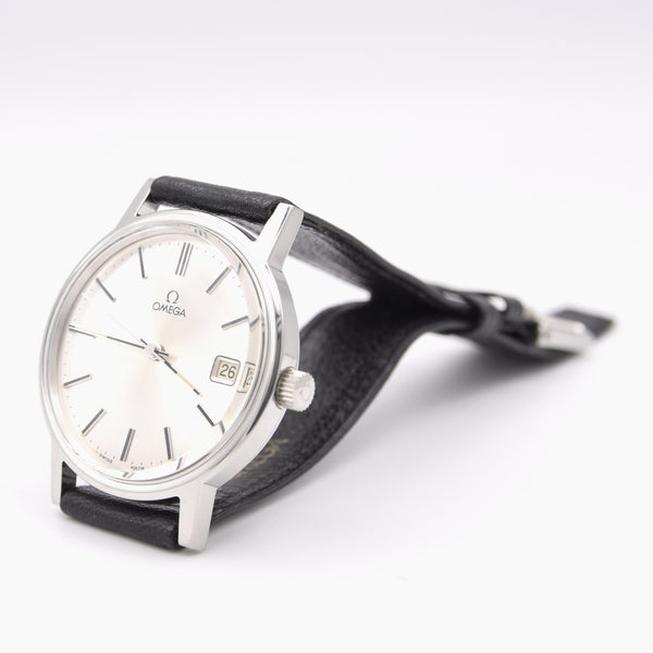 1975 Omega classic manual Wind Date Dress Watch Model 136.0104 in Stainless Steel like new